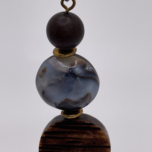 Vintage VTG Three Bead Dangle Earrings Wood Silver Tone - Picture 3 of 10